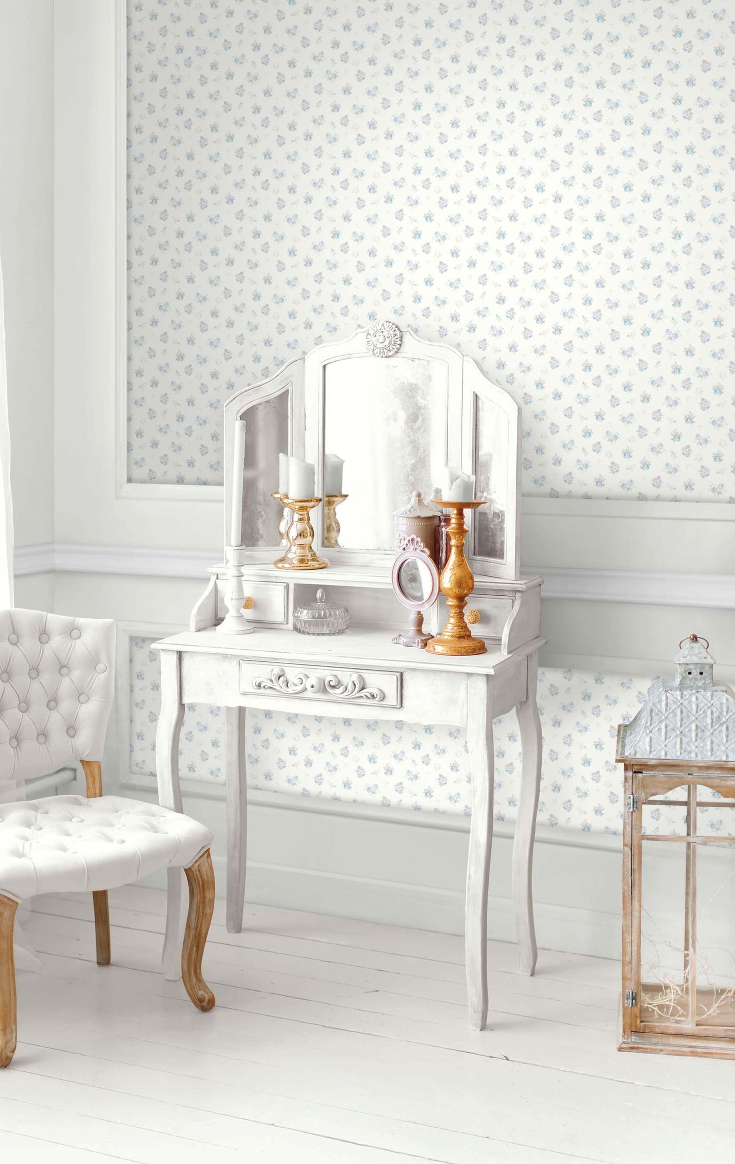 Delicate Prints Wallpaper