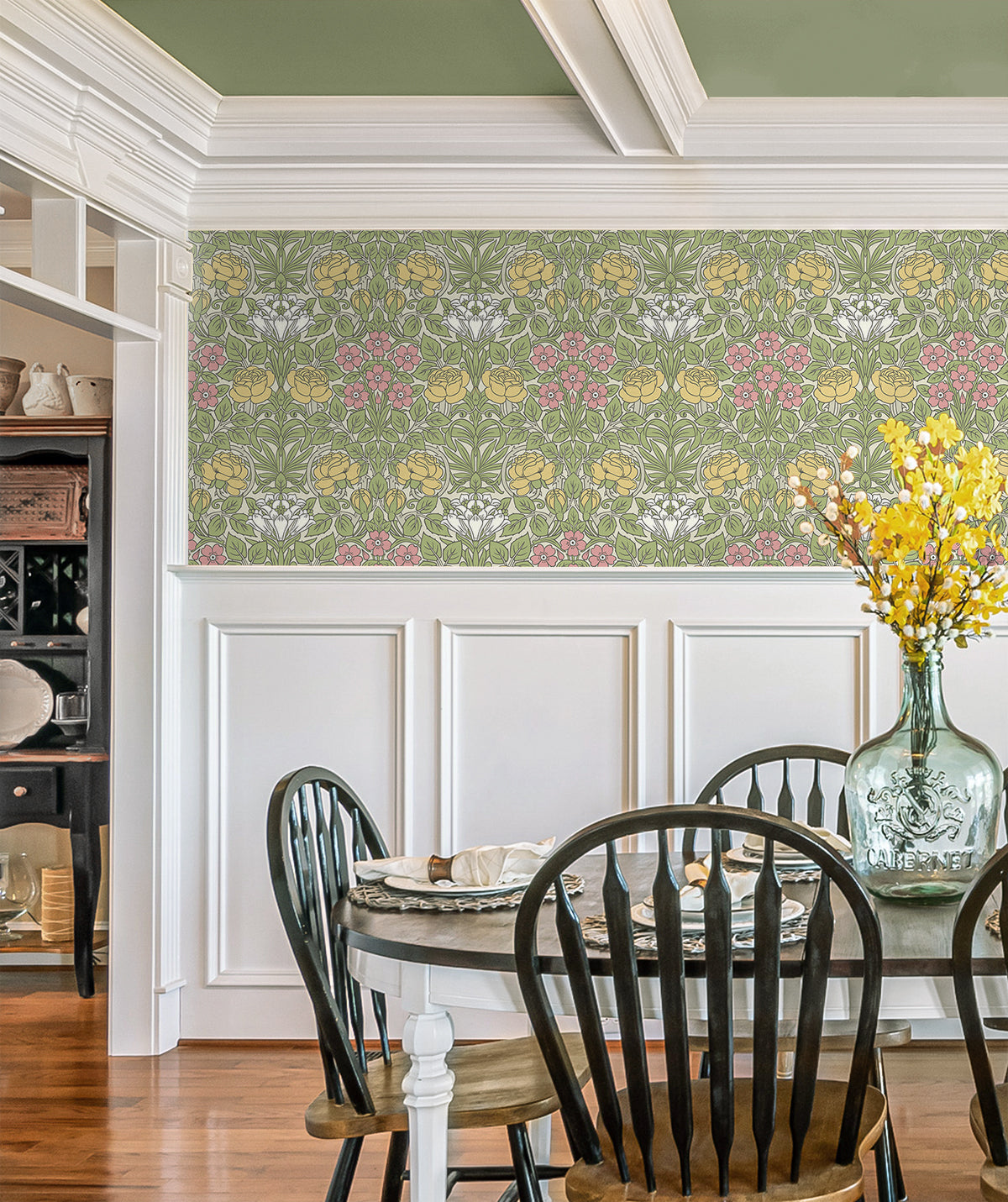 Dining room with Multicolored Antique Rose Peel & Stick
Casa Mia Wallcovering, table, and chairs.