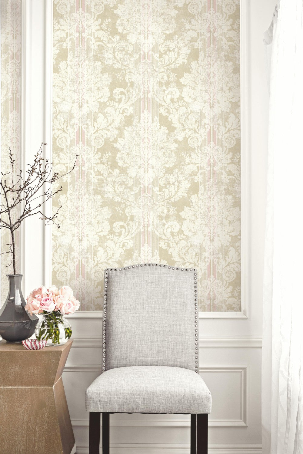 Vintage Damask Wallpaper