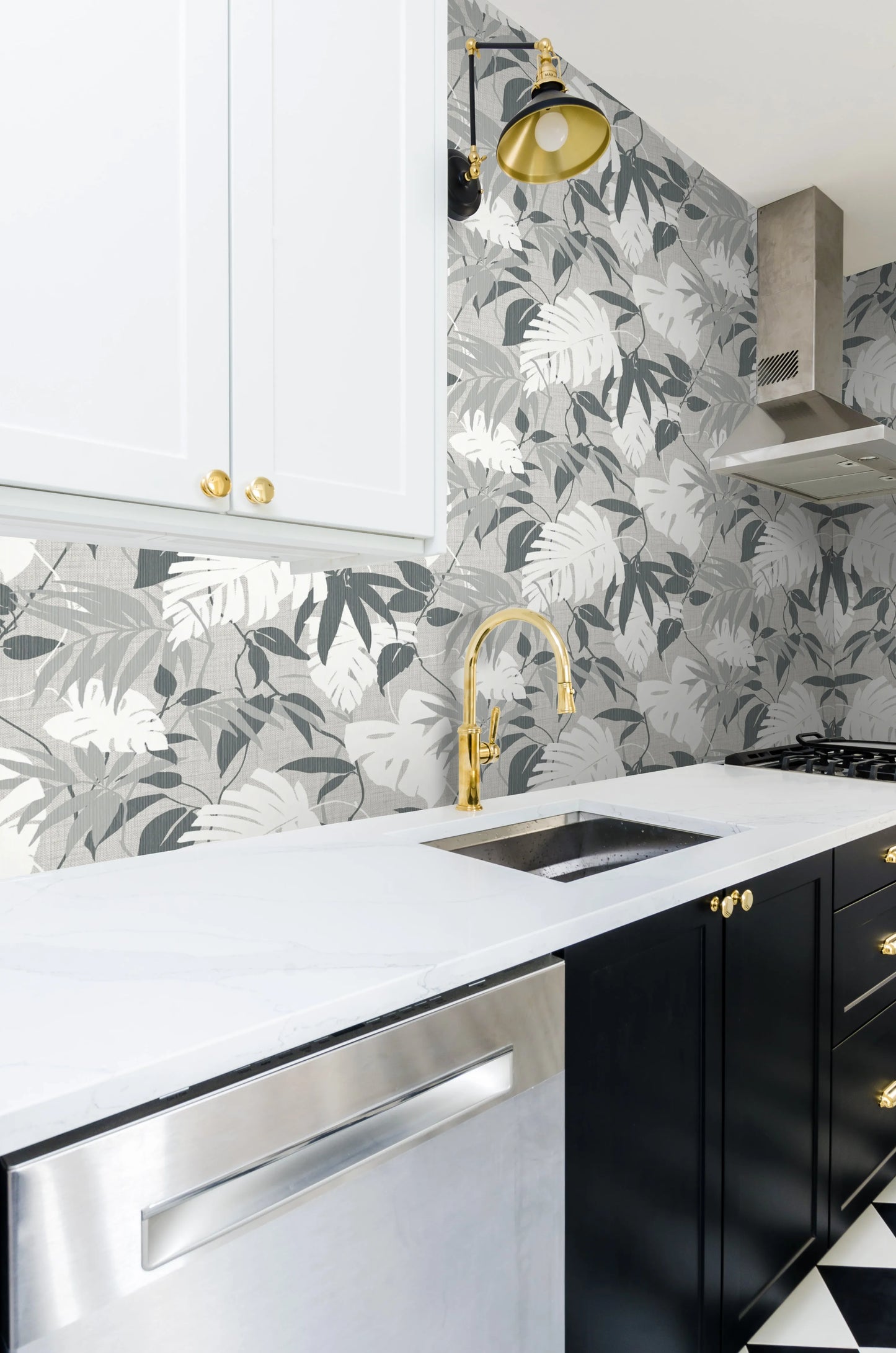 Rainforest Leaves Grasscloth & Naturals